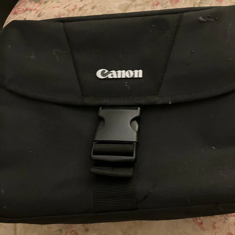 NWOT Canon Black Shoulder Camera Bag never used 🥰🥰❤️